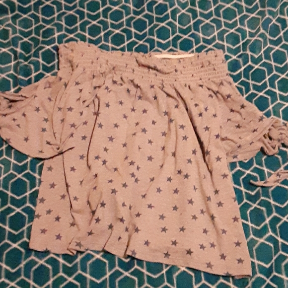 Top - Picture 1 of 1